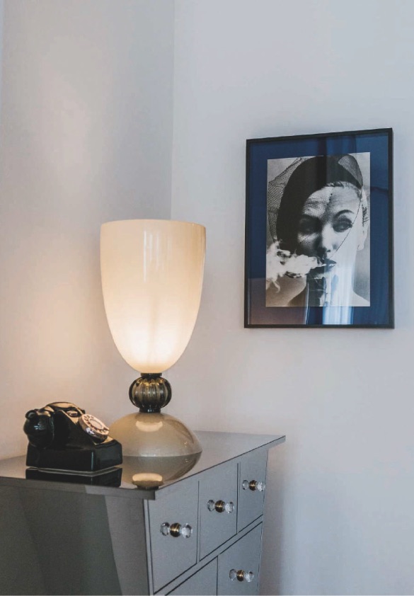 Cadogan_Garden_Room_Living_Cover_House_Place_Secretcape_Colour_Luxury_Art_Interiordesign_London_Delux_Elegant_Lights_Grand_Interior_Design
